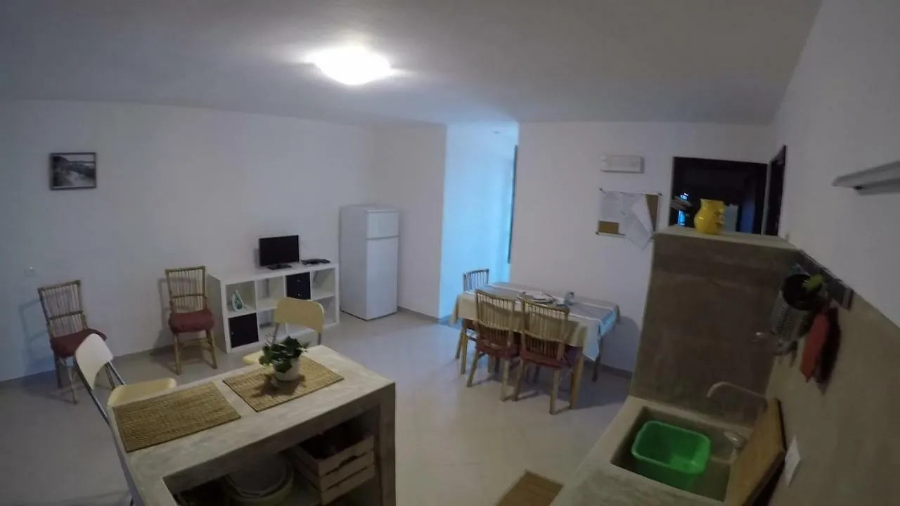 公寓 潘泰莱里亚Venere House公寓